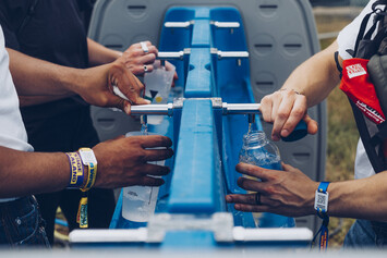 Donner gratuitement accès à l'eau aux publics d’un festival sans recours au plastique à usage unique